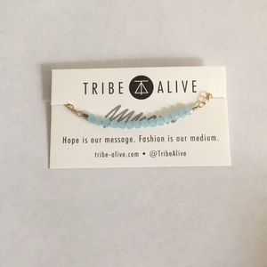 Light blue clasp bracelet/anklet